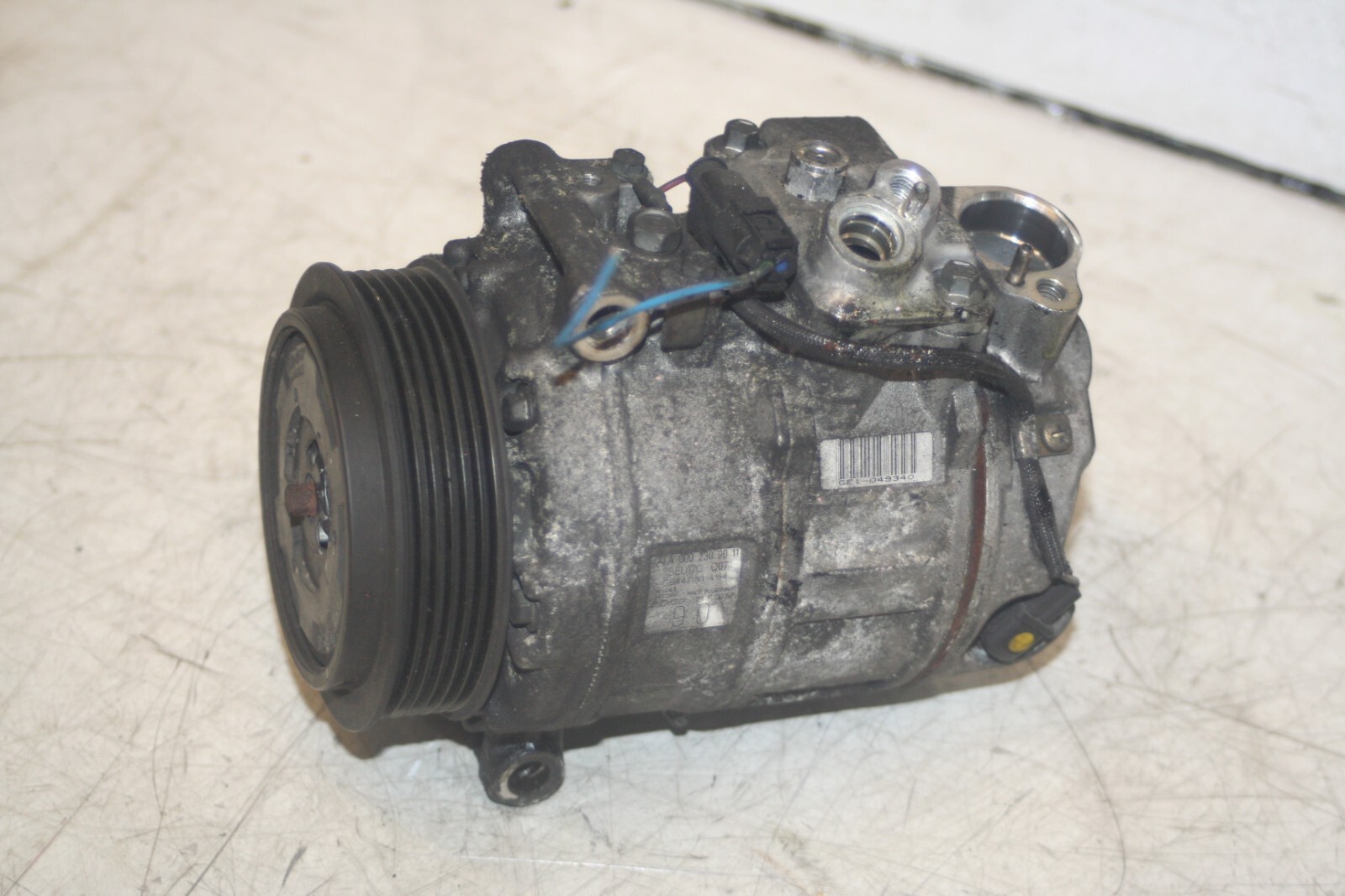 2005 MERCEDES S CLASS W220. AIR CON PUMP - Image 3