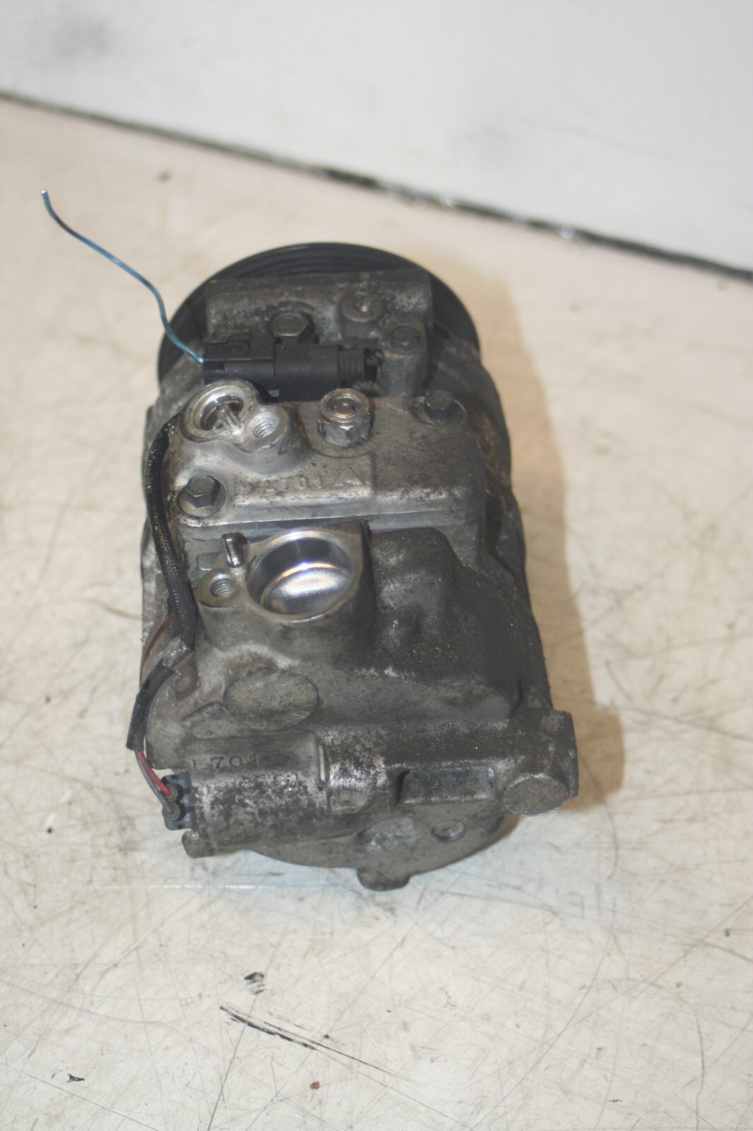 2005 MERCEDES S CLASS W220. AIR CON PUMP - Image 4