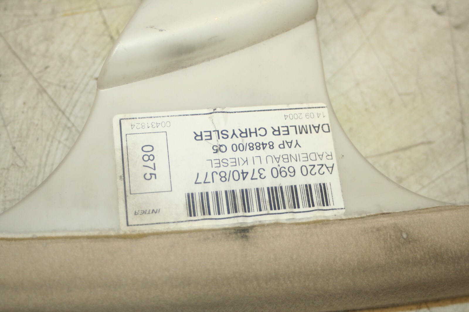 2005 MERCEDES S CLASS W220. A2206903740 INNER PILLAR COVER TRIM - Image 3