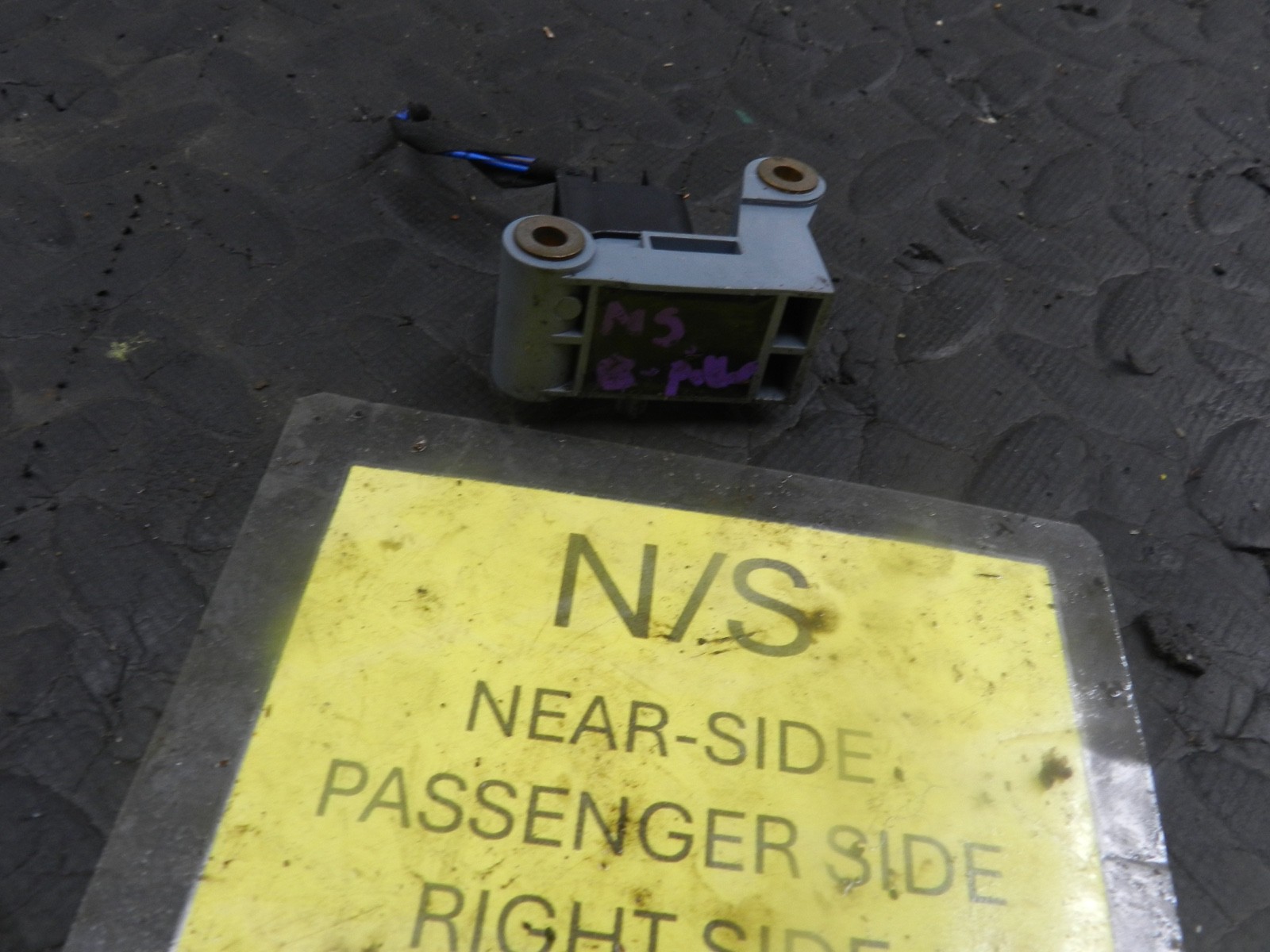 MINI COUNTRYMAN R60 . 164 2014 ALL4. PASSENGER SIDE CRASH SENSOR IMPACT