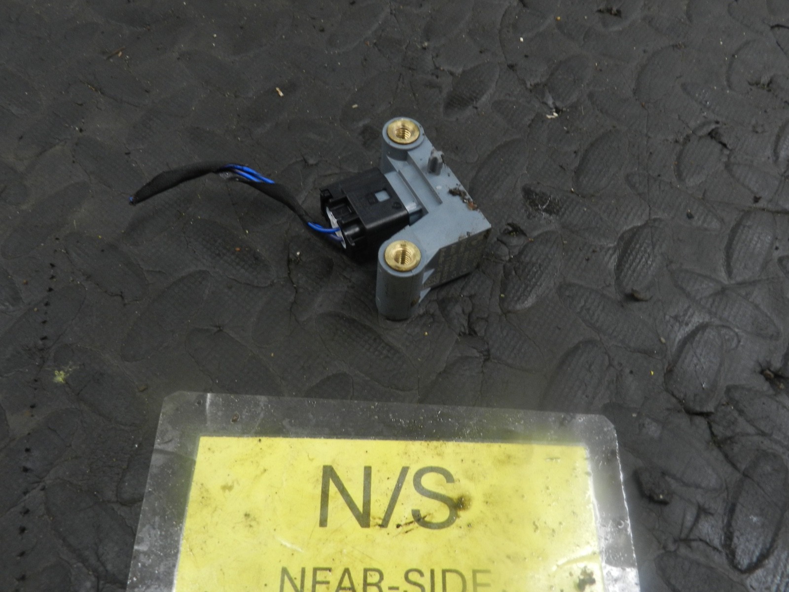 MINI COUNTRYMAN R60 . 164 2014 ALL4. PASSENGER SIDE CRASH SENSOR IMPACT - Image 2